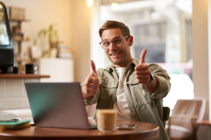 Use Hand Gestures to Add Effects to FaceTime Video Calls